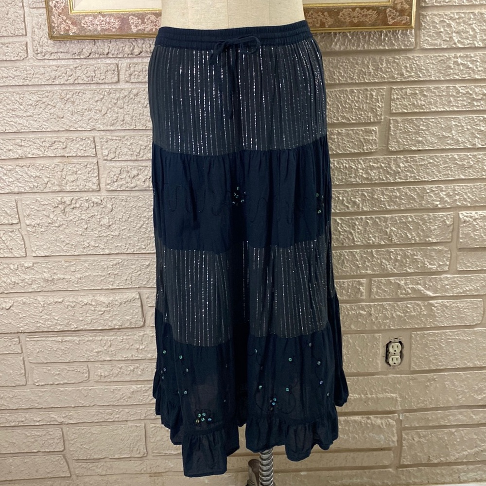 Kommotion Scrolled Embroidered Sequin Glitter Tiered Skirt